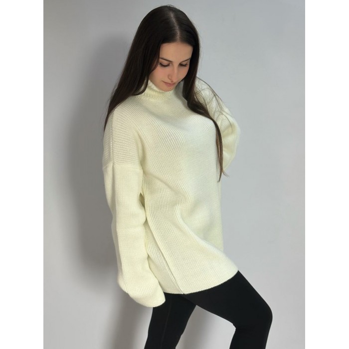 Свитер 482 молочный