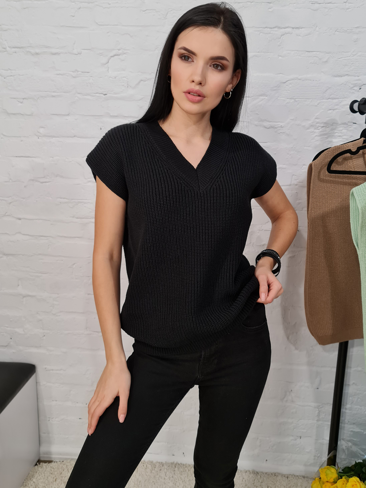 Жилетка 70571 цвет Черный